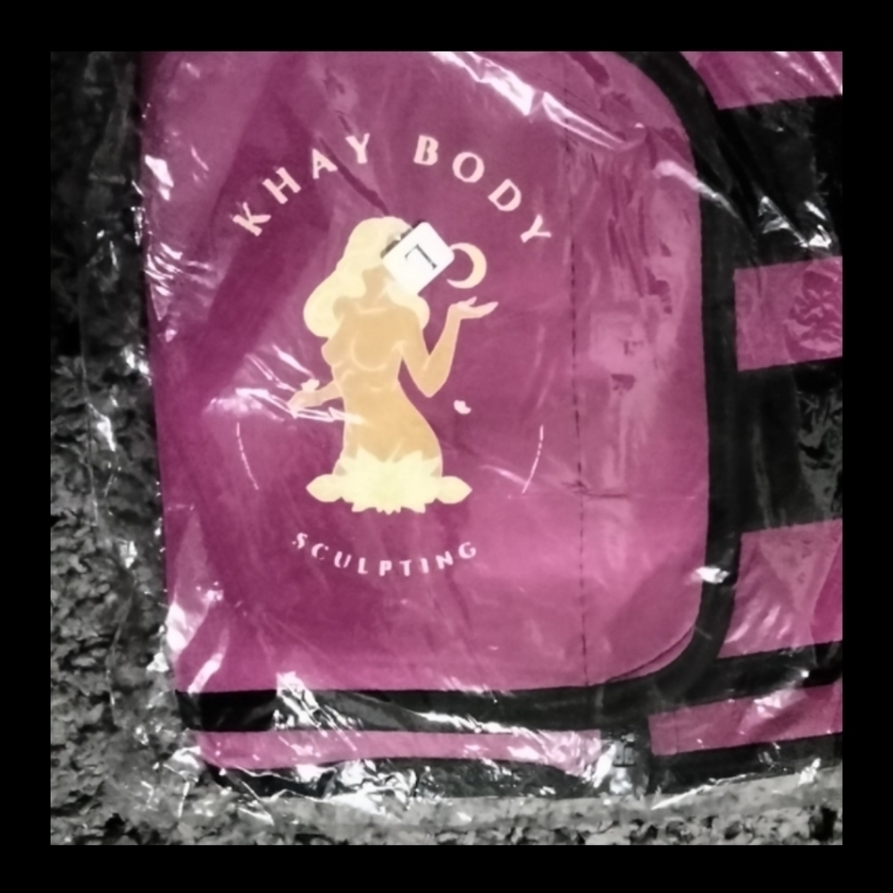 SALE!!!!!!!Waist trainer( that really works & make you sweat)